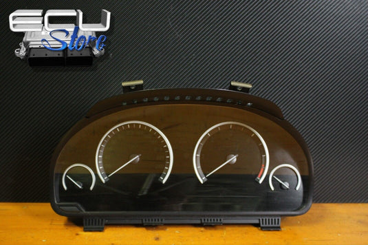 VELOCIMETRO CUADRO INSTRUMENTOS 6831696-01 0263726410 - BMW 5 X5 F10 F15 2016