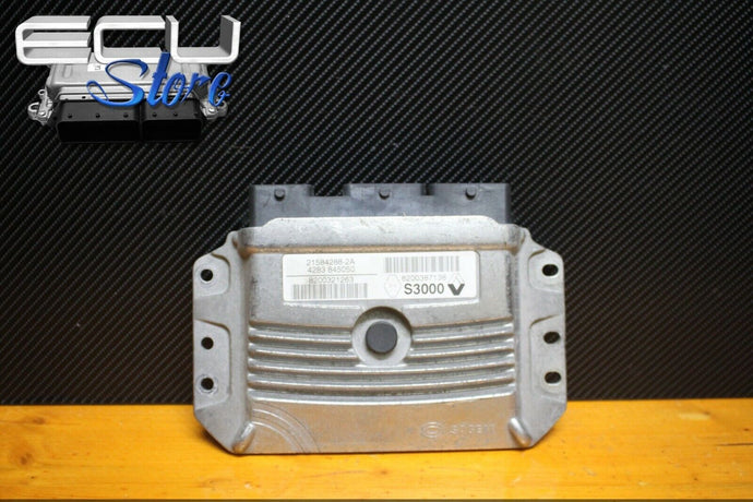 ECU / CENTRALITA MOTOR 8200321263 8200387138 21584288 - RENAULT MEGANE SCENIC